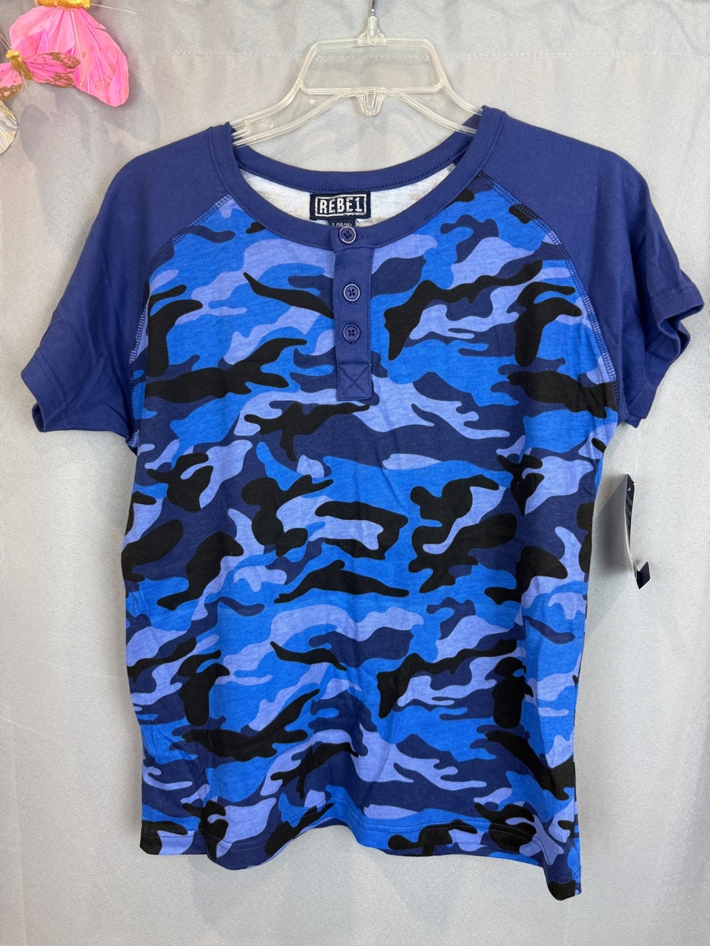 Rebe1 Blue Camo Short Sleeve Henly- Size Large (14/16)